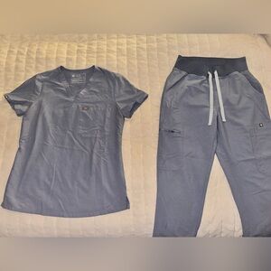 Women’s Fig scrub set- size XS